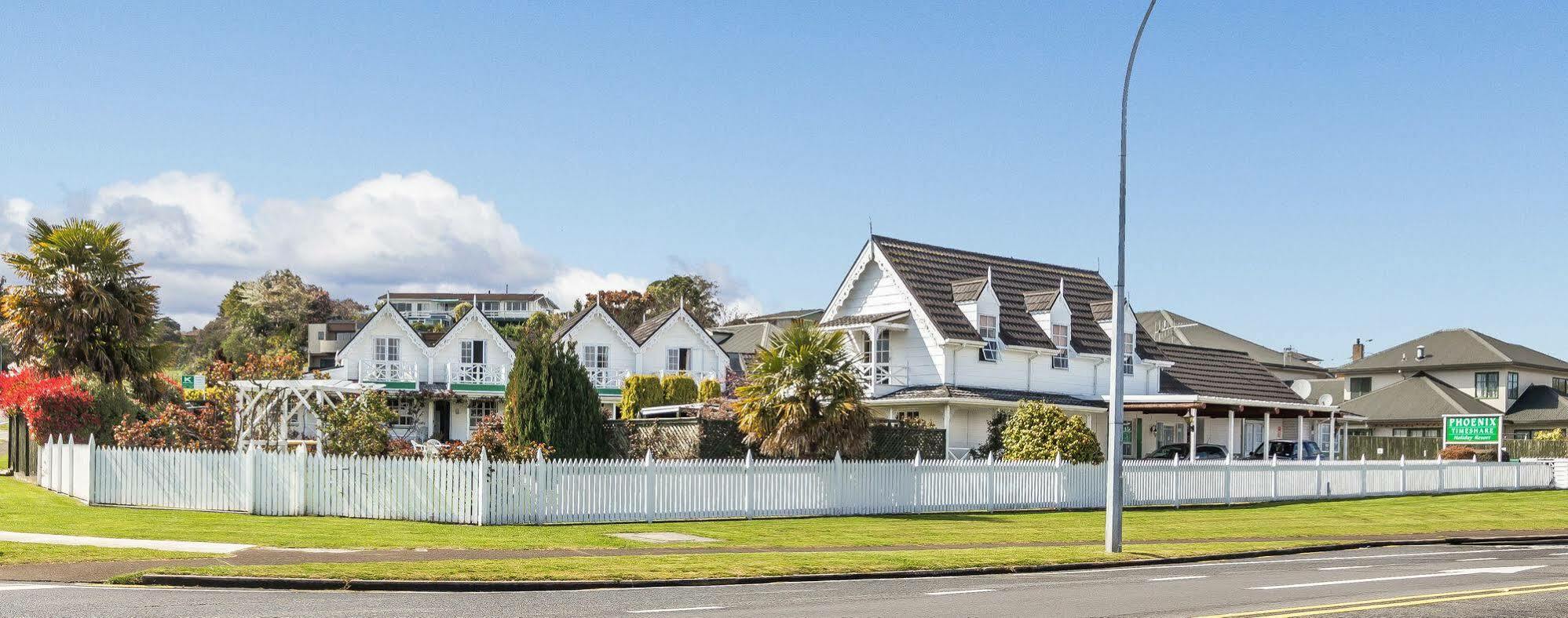 Phoenix Thermal Resort - Taupo Exterior foto