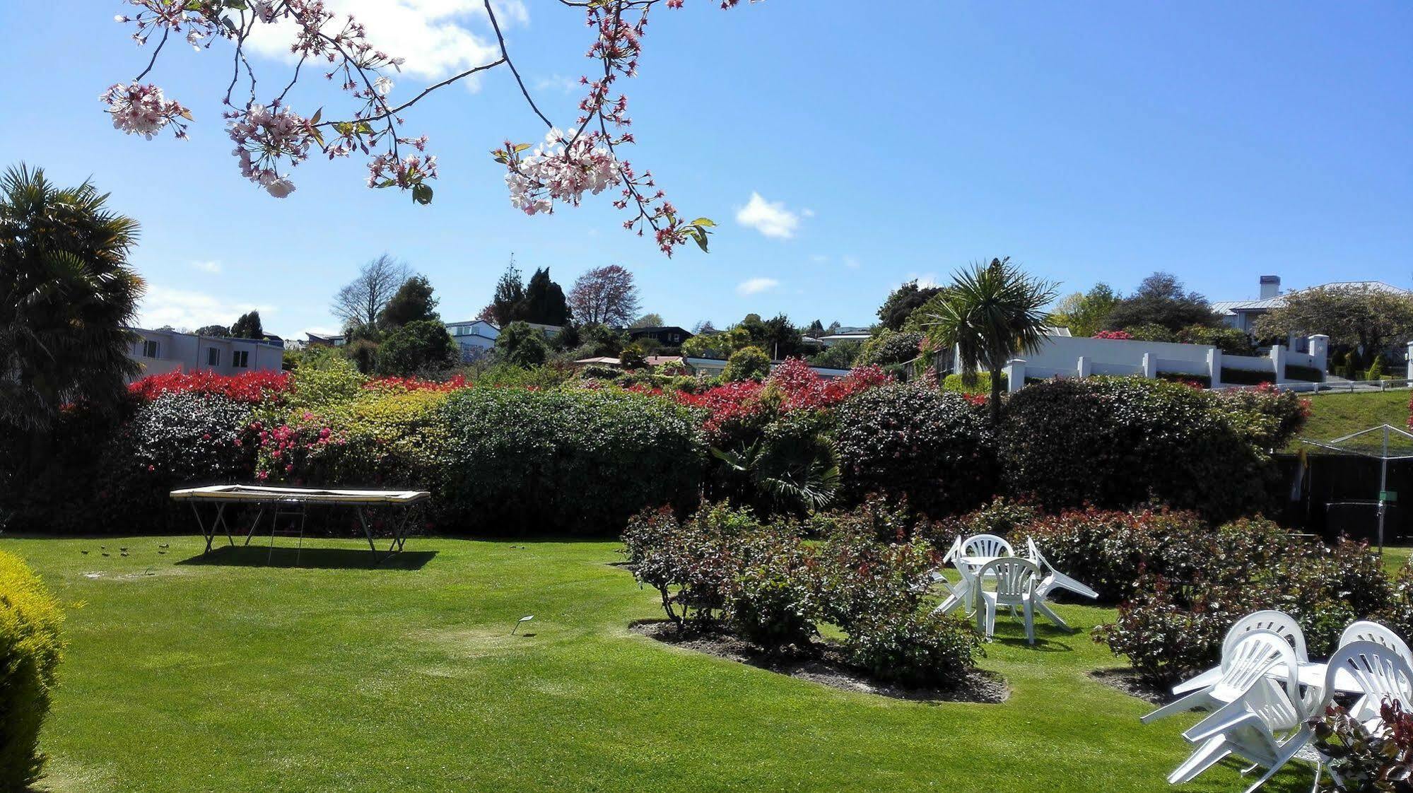 Phoenix Thermal Resort - Taupo Exterior foto